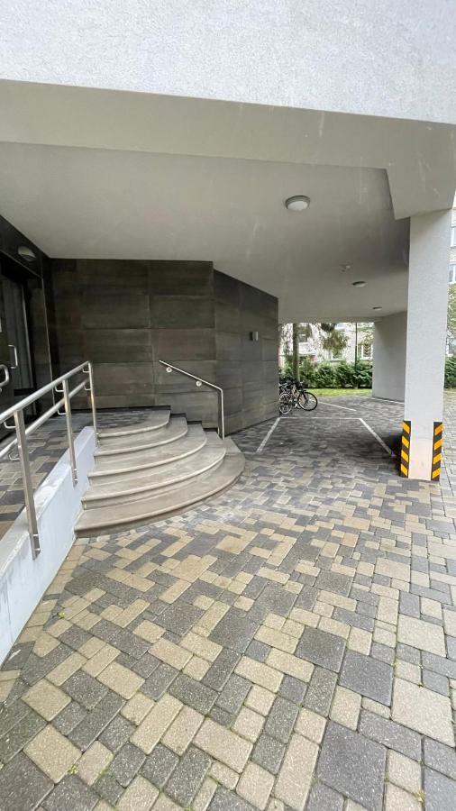 Hugo Apartment & Parking Riga Exterior photo